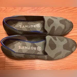 Rothy's Green Camouflage Loafer Flats Round Toe 8.5